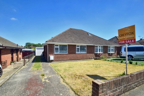 View Full Details for St Margarets Drive, Wigmore, Gillingham, Kent ME8 0NR