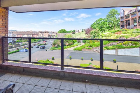 View Full Details for Shorland Court Esplanade, Rochester, Kent ME1 1QF