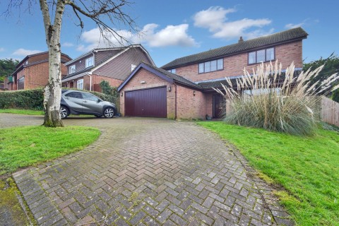 View Full Details for Barleymow Close, Waldersalde, Chatham, Kent ME5 8JZ