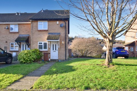 View Full Details for Brenzett Close, Walderslade, Chatham, Kent ME5 7NB